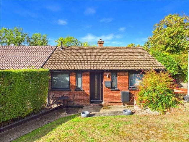 House for sale in Church End, Totternhoe
