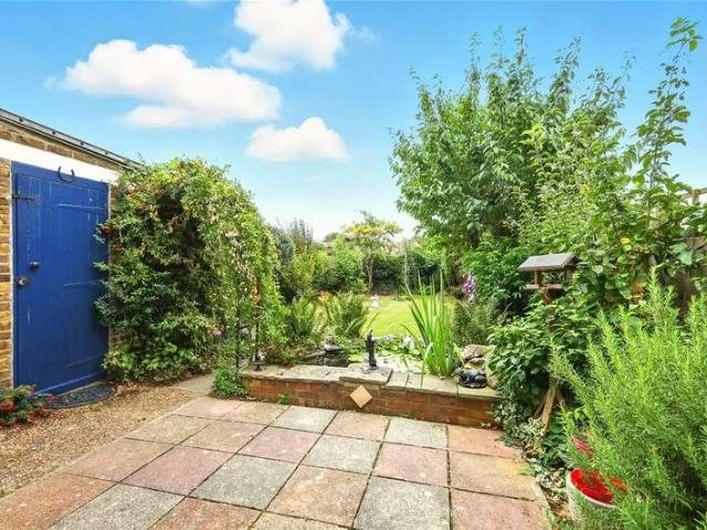 House for sale in Southchurch, Alton Barnes