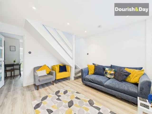 House for sale in Gnosall, Baswich