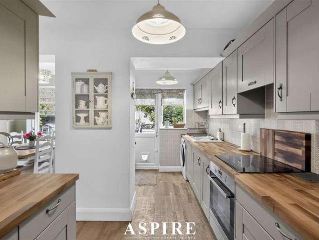 House for sale in Alton Barnes, Essex