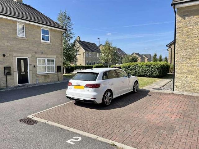 House for sale in Charlesworth, East Midlands