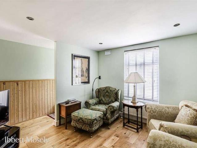 House for sale in The Butts, Kent