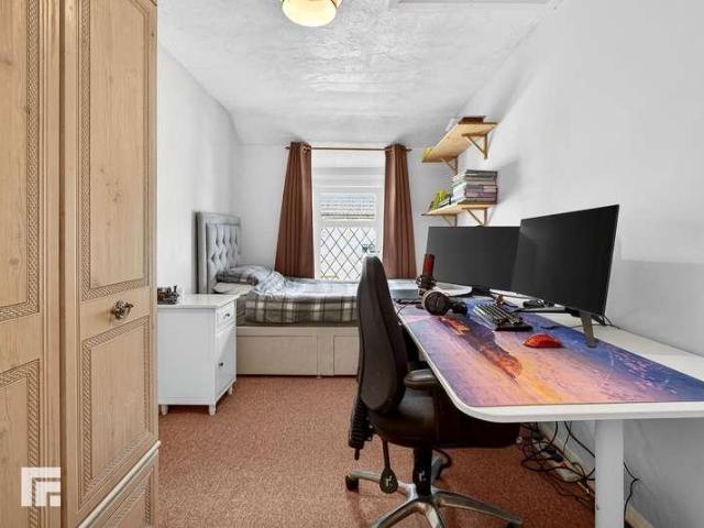House for sale in Taffs Well, Wales