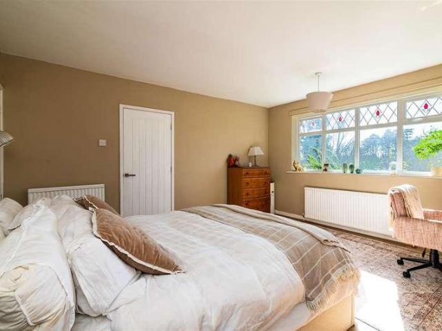 House for sale in Gedling, East Midlands