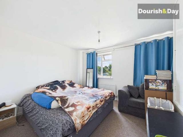 House for sale in Baswich, Staffordshire