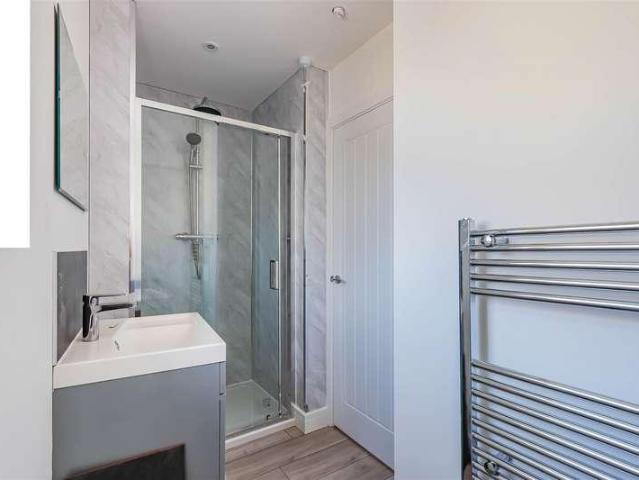 House for sale in Gibbonsdown, Barry