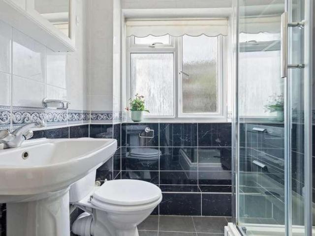 House for sale in Wanstead, Greater London