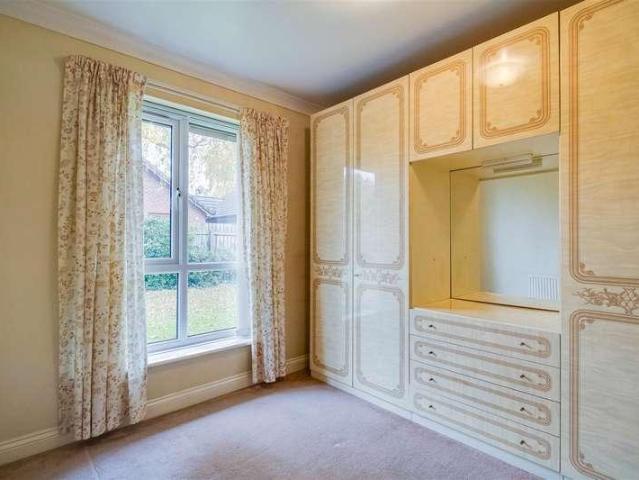 House for sale in Normanton, Snydale