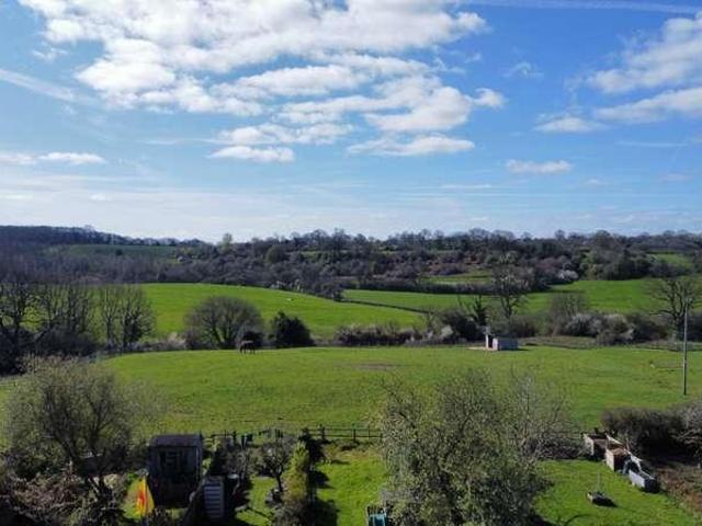 House for sale in Clutton, Cholwell