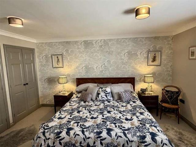 House for sale in Fossebridge, Gloucestershire