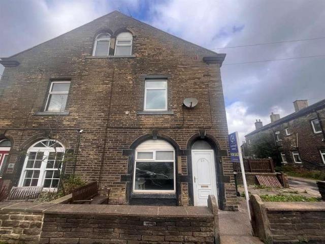 House for sale in Queensbury, West Yorkshire