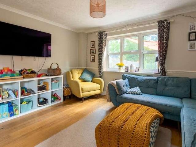House for sale in Chelmondiston, Suffolk
