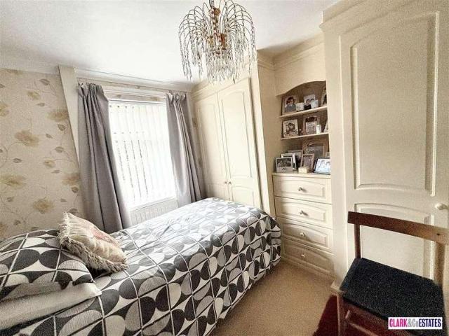House for sale in Watergate, Devon