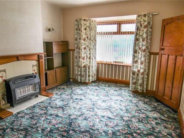 House for sale in Riddlesden, West Yorkshire