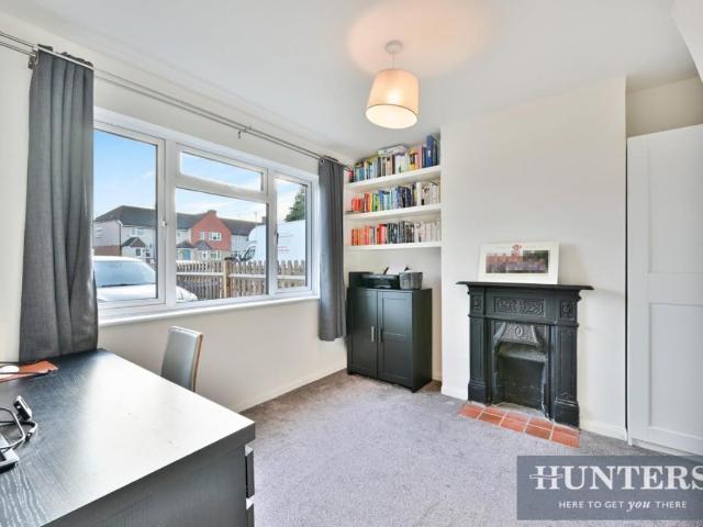 House for sale in Worcester Park, Greater London