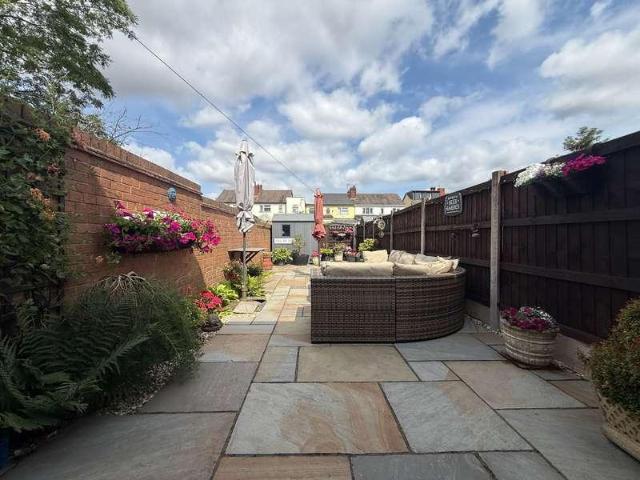 House for sale in Audnam, Amblecote