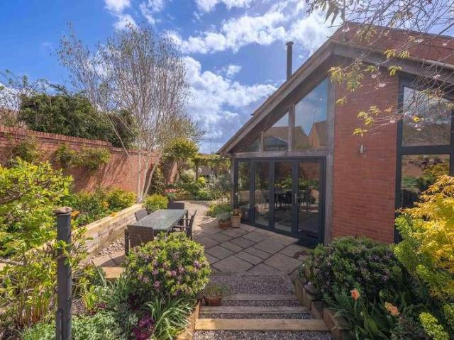 House for sale in Alderminster, Warwickshire