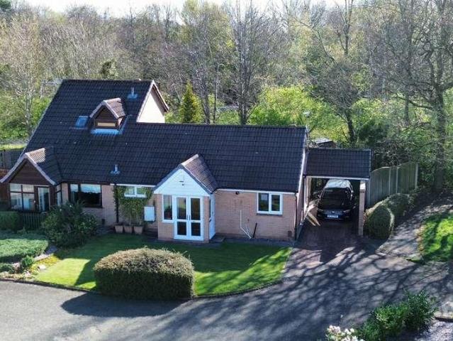 House for sale in Burtonwood and Westbrook, Warrington