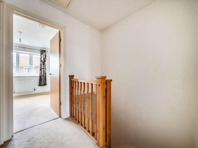 House for sale in Hunts Grove, Stroud