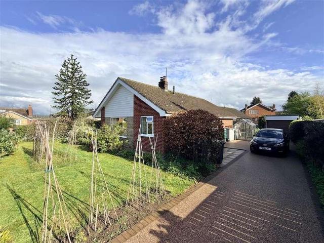 House for sale in Carlton Miniott, North Yorkshire