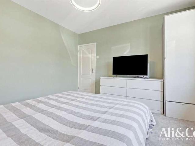 House for sale in Chadwell St Mary, Essex