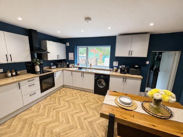 House for sale in Stanley