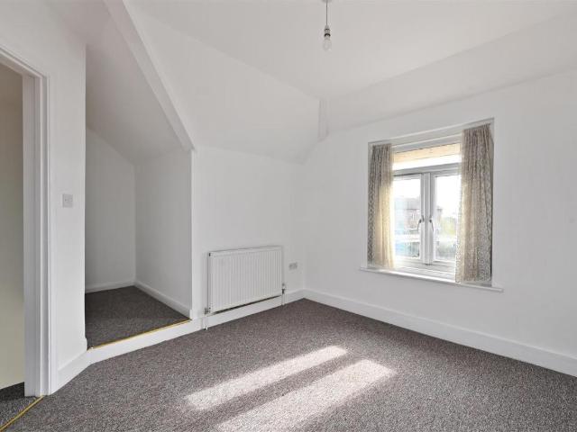 House for sale in Sidley, Heathlands