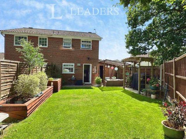 House for sale in Spring Vale, Hampshire