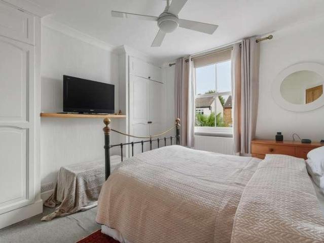 House for sale in Snaresbrook, Greater London