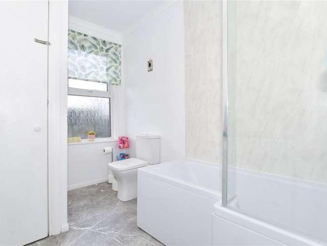 House for sale in Ringlestone, Midway