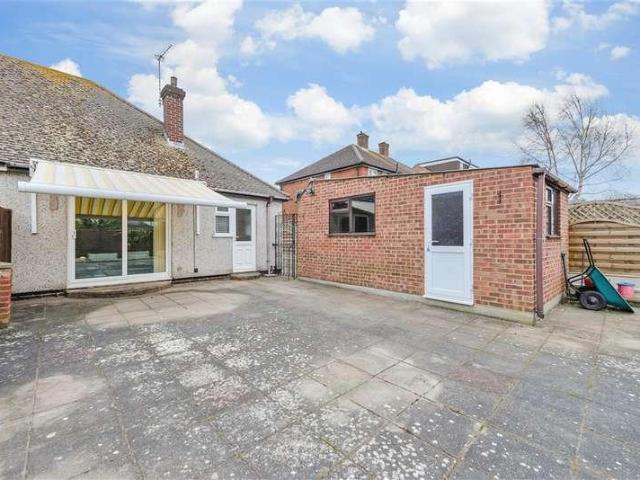 House for sale in Stone, Monks Orchard