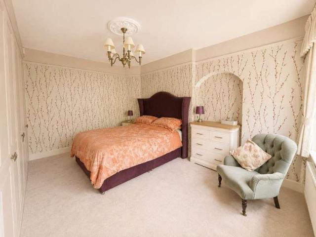 House for sale in Worle, Weston-super-mare