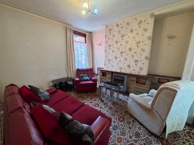 House for sale in Calderstones