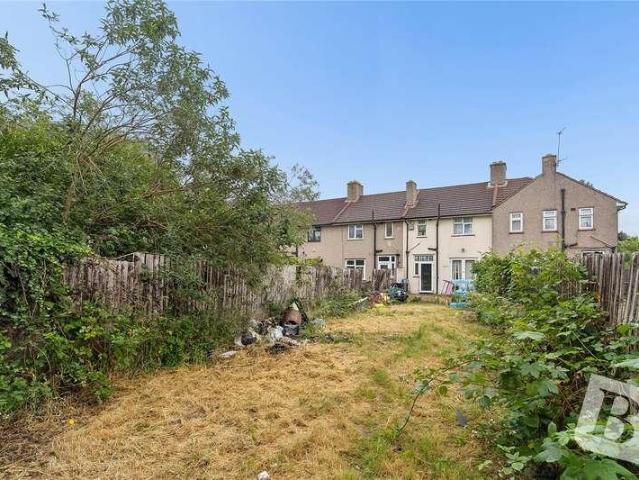 House for sale in Becontree, Greater London