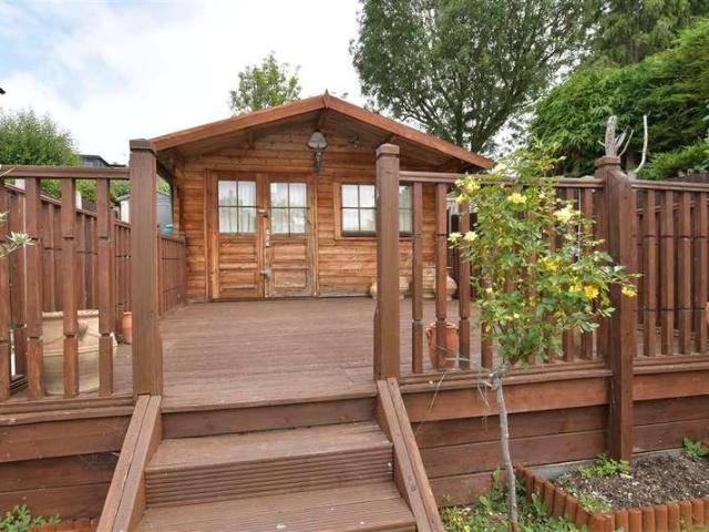 House for sale in Ivy Chimneys, Epping