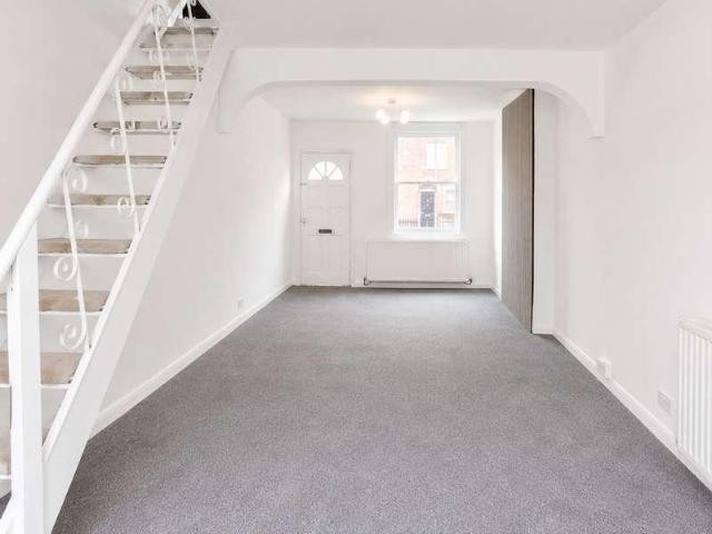 House for sale in Hythe, Colchester