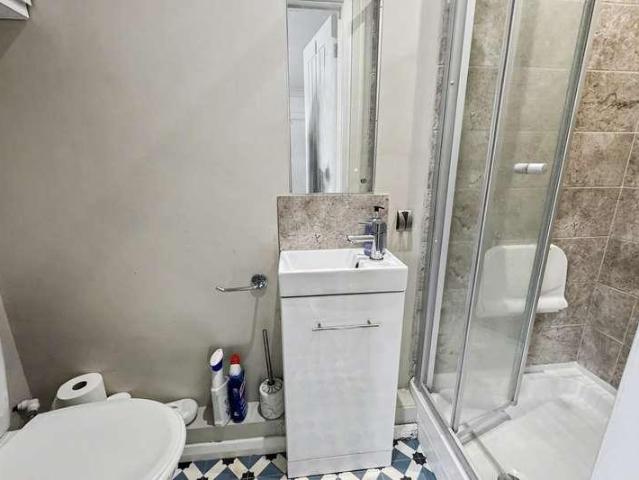House for sale in Tricketts Cross, Ferndown