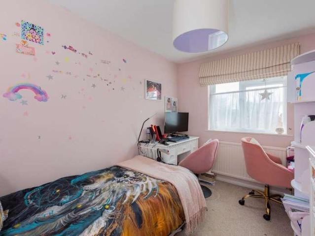 House for sale in Cox Green, Maidenhead