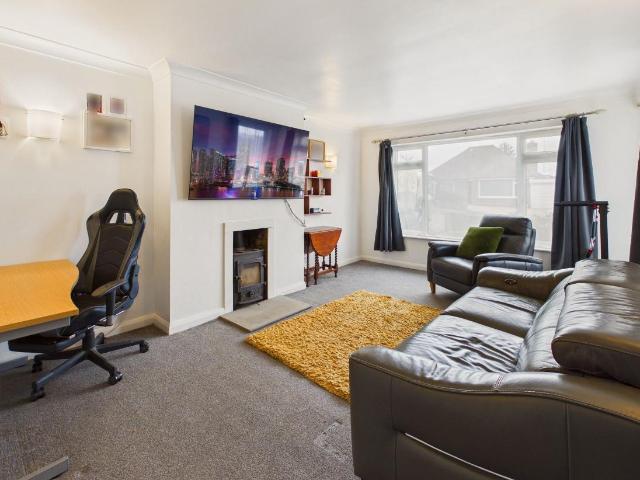 House for sale in Heathlands, East Sussex