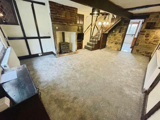 House for sale in Bradshaw, Lee Bank