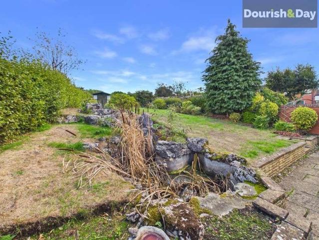 House for sale in Walton on the Hill, Stafford