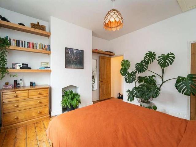 House for sale in Georgia, Greater Manchester