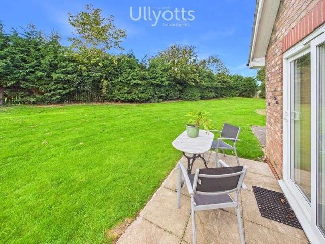 House for sale in Carnaby, East Riding Of Yorkshire
