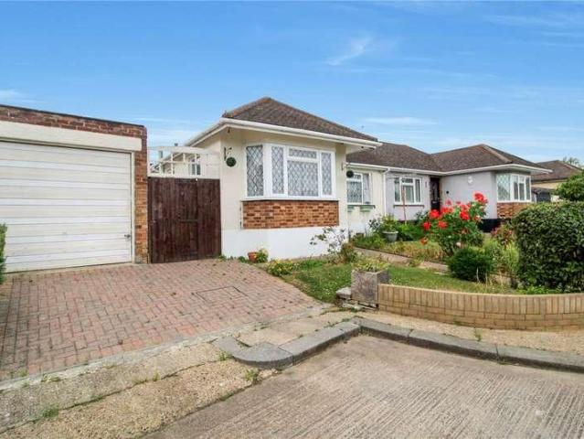 House for sale in Alton Barnes, Essex