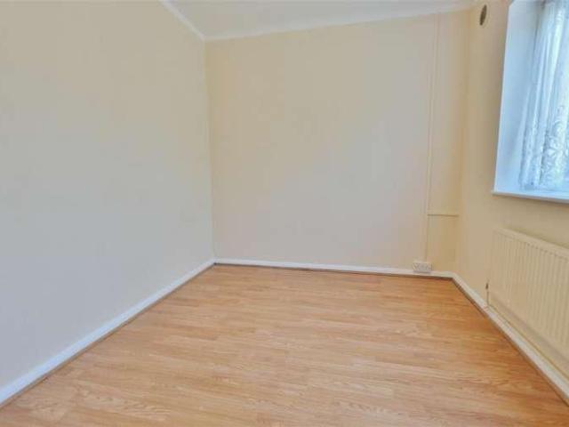 House for sale in Wexham Court, Slough
