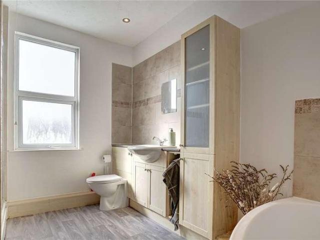 House for sale in Churchward, Rodbourne