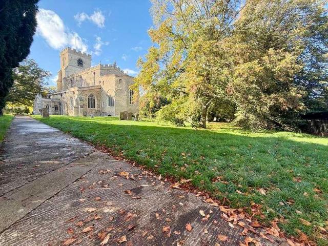 House for sale in Wing