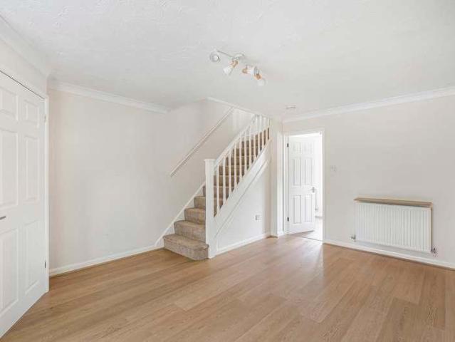 House for sale in Wrecclesham, Fole