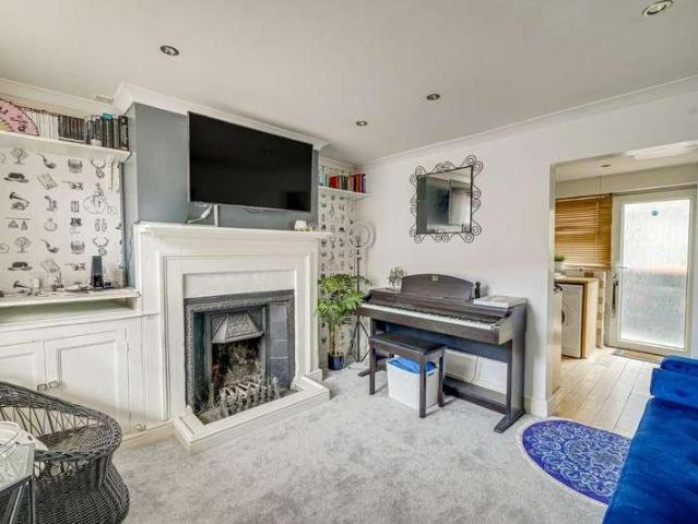 House for sale in Leighton-Linslade, Leighton Buzzard
