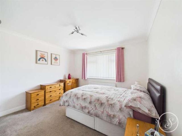 House for sale in Whitkirk, Colton